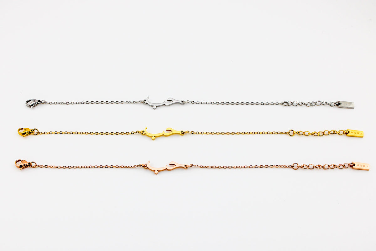 Minimal Love Bracelet